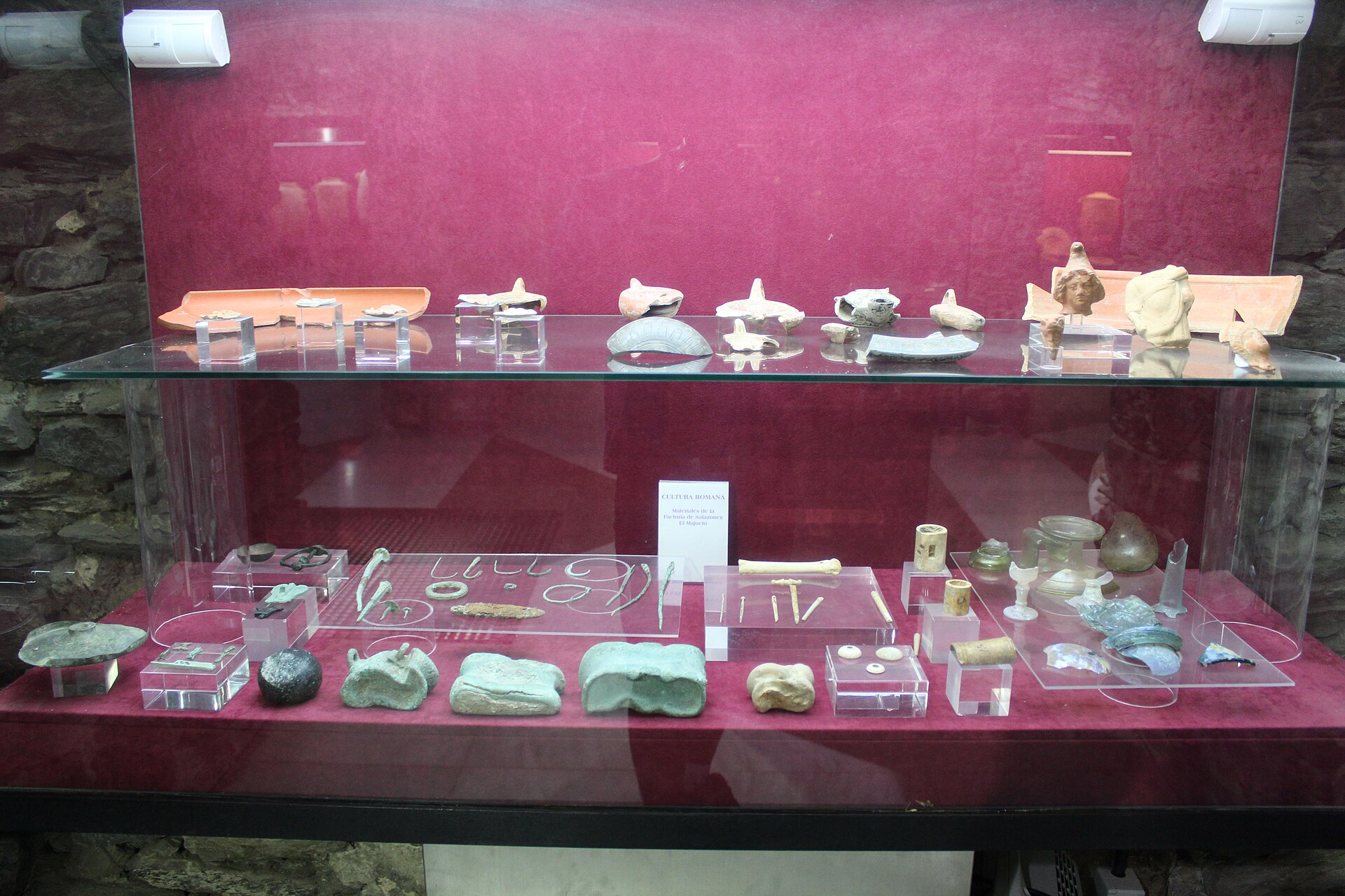 Finds from the Roman fish-salting factory in the museum